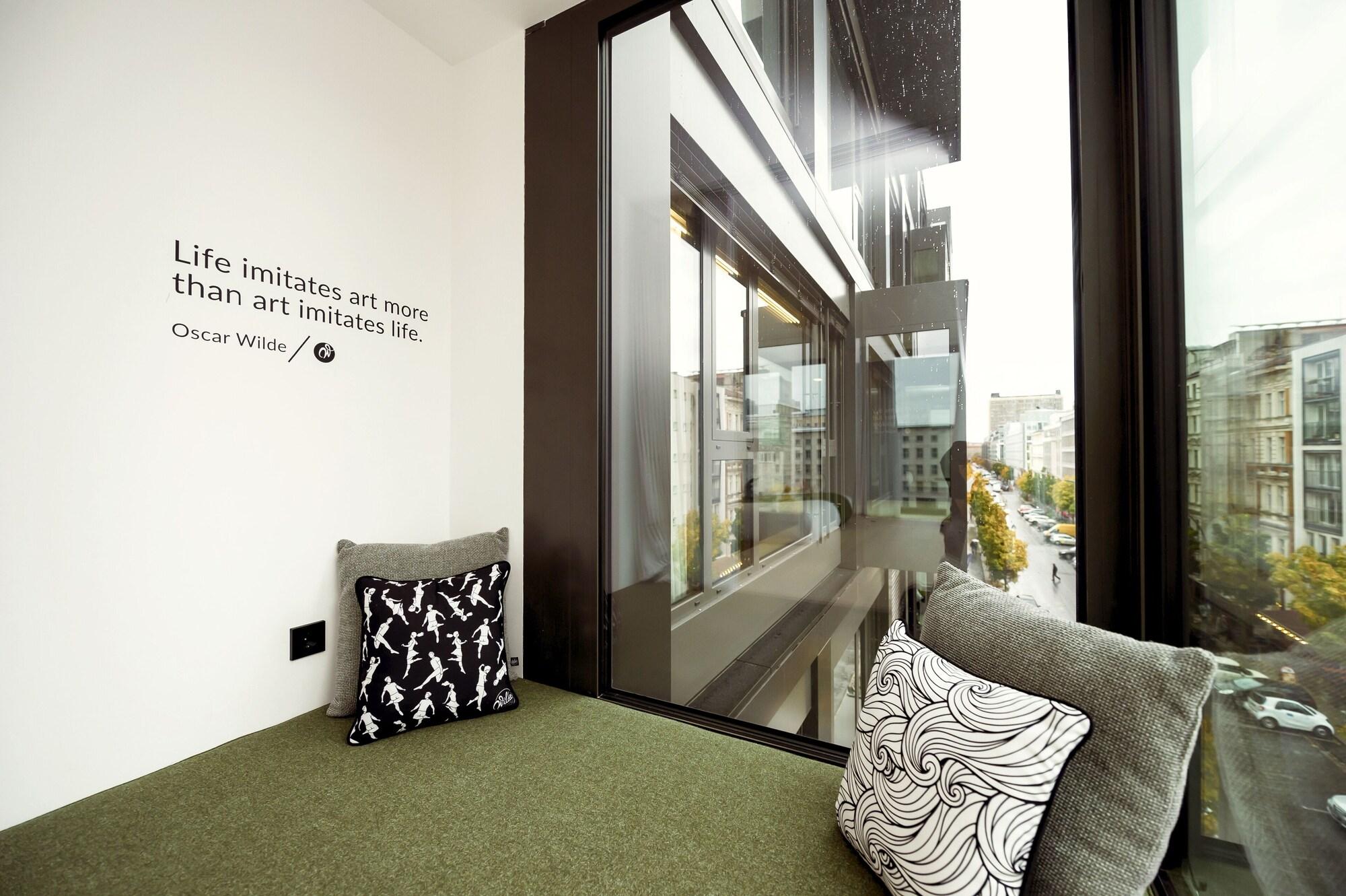 Lejlighedshotel Wilde Berlin, Checkpoint Charlie
